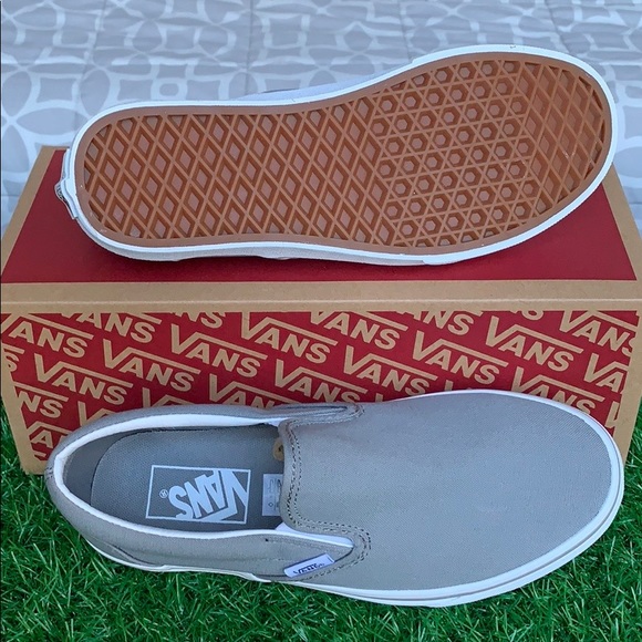 VANS CLASSIC SLIP-ON WILD DOVE/TRUE WHITE WMNS - Picture 9 of 16